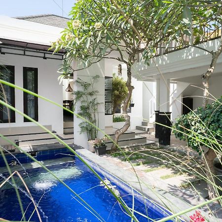Villa Gilang Balangan à Jimbaran Extérieur photo
